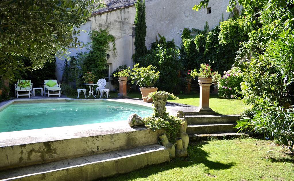 Bed and Breakfast Les Saisons Villeneuve-lès-Avignon Esterno foto