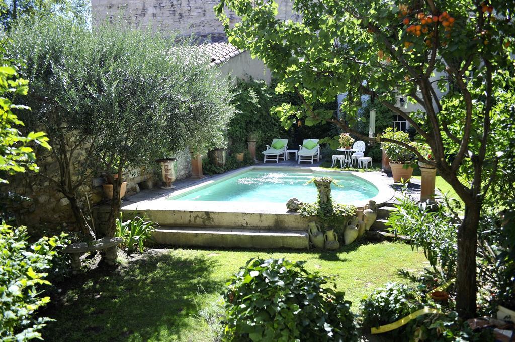 Bed and Breakfast Les Saisons Villeneuve-lès-Avignon Esterno foto